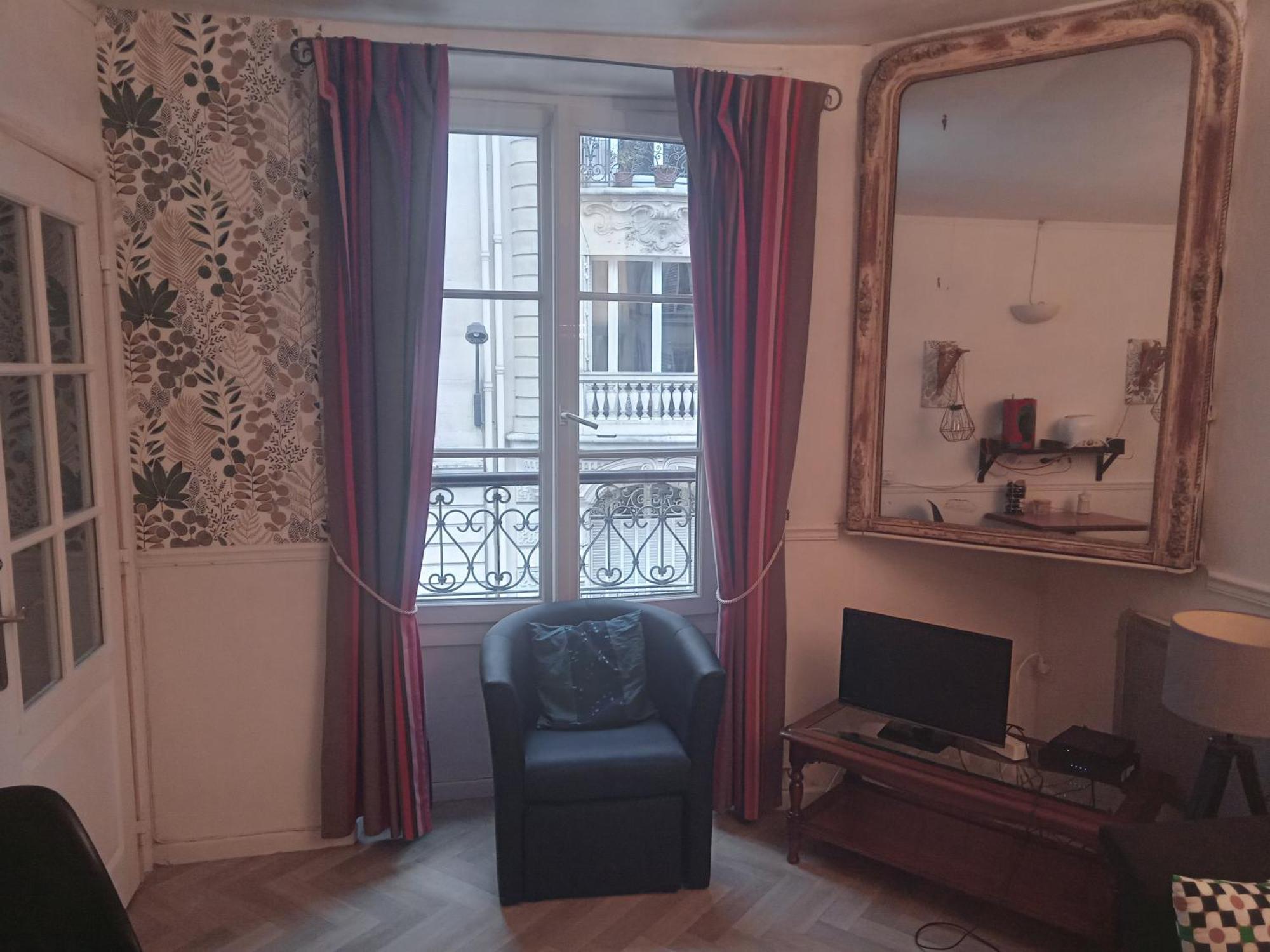 2 Pieces Paris 9 Eme Apartment Exterior photo